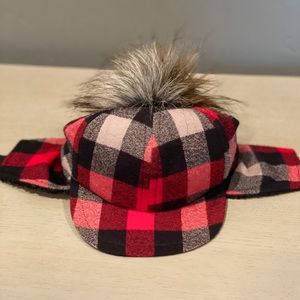 Pom George Hat ❤️🖤